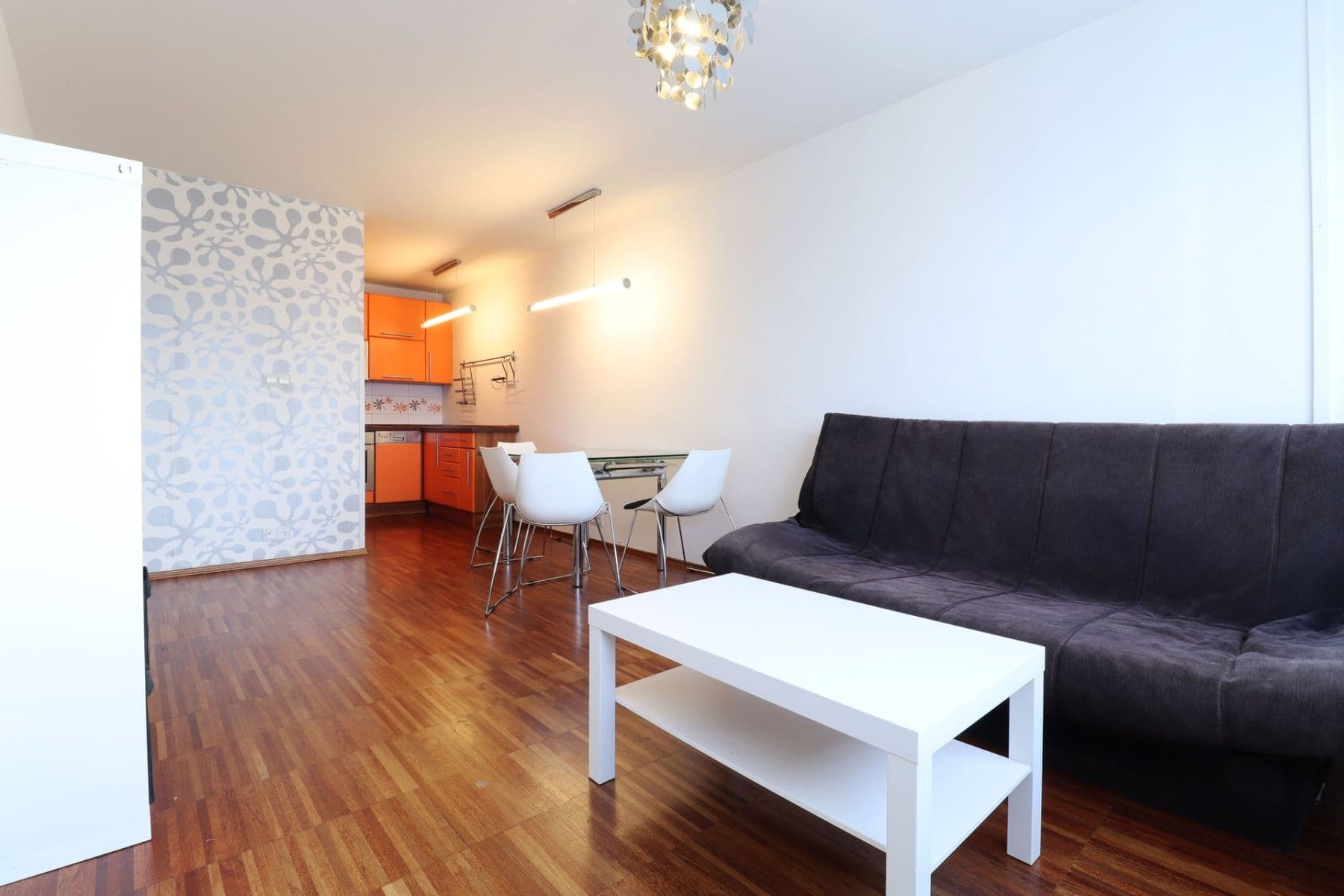 Pronájem bytu 2+kk 45 m², Za dvorem, Praha, Praha Pronájem bytu 2+kk 45 m², Za dvorem, Praha, Praha