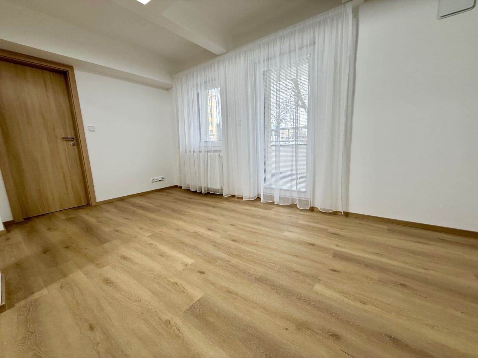 Pronájem bytu 3+kk 68 m², Mochovská, Praha, Praha Pronájem bytu 3+kk 68 m², Mochovská, Praha, Praha