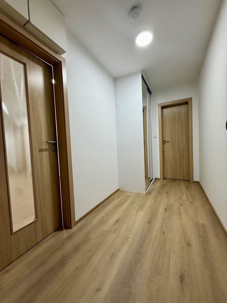 Pronájem bytu 2+kk 63 m², Mochovská, Praha, Praha Pronájem bytu 2+kk 63 m², Mochovská, Praha, Praha