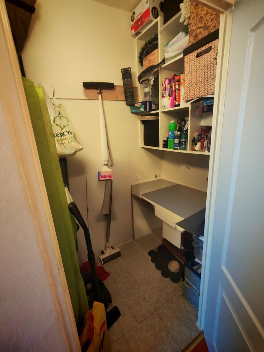 Prodej bytu 3+1 63 m², J. A. Komenského, Milevsko, Jihočeský kraj Prodej bytu 3+1 63 m², J. A. Komenského, Milevsko, Jihočeský kraj