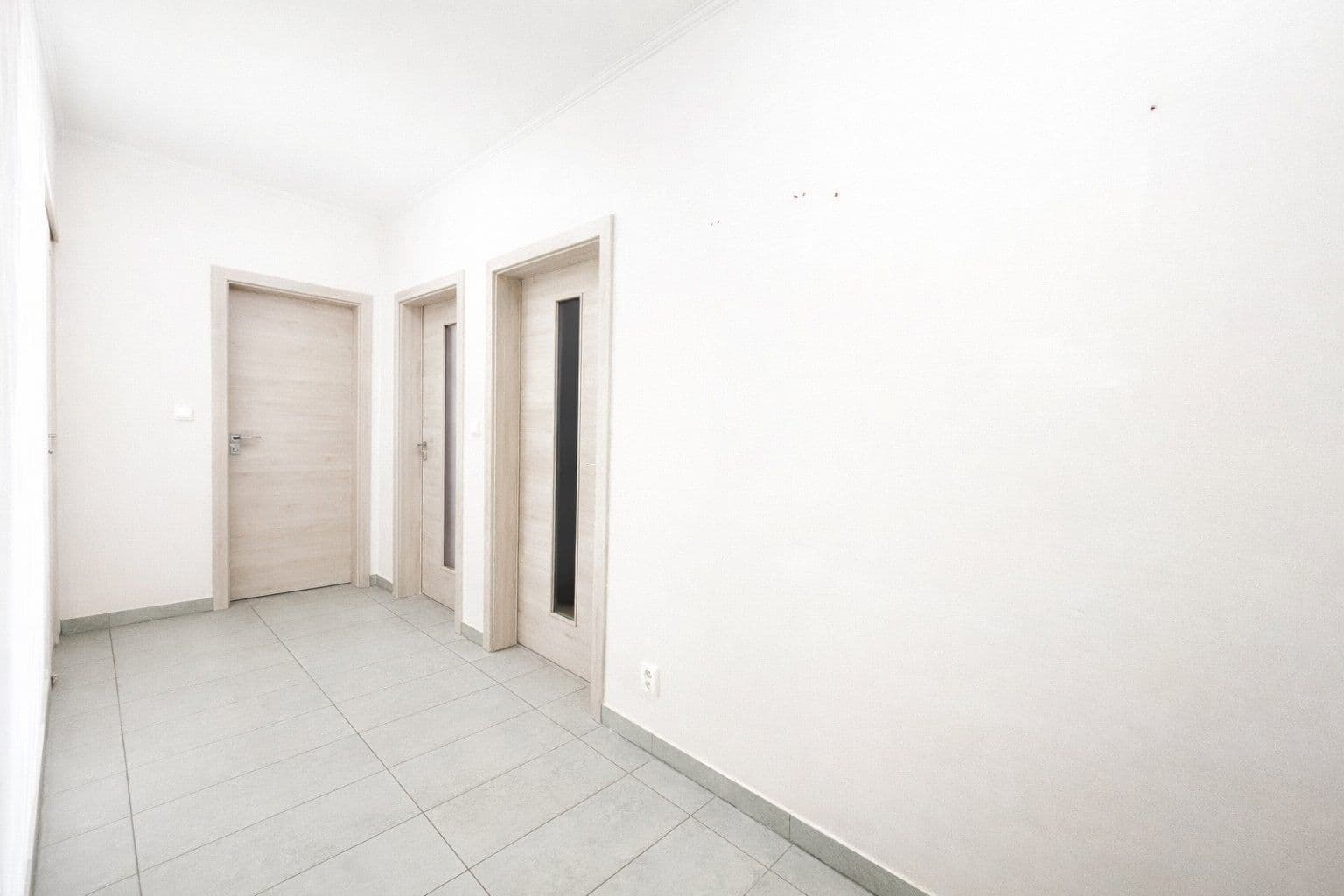 Pronájem bytu 2+kk 55 m², Jaroslava Holečka, Kladno, Středočeský kraj Pronájem bytu 2+kk 55 m², Jaroslava Holečka, Kladno, Středočeský kraj