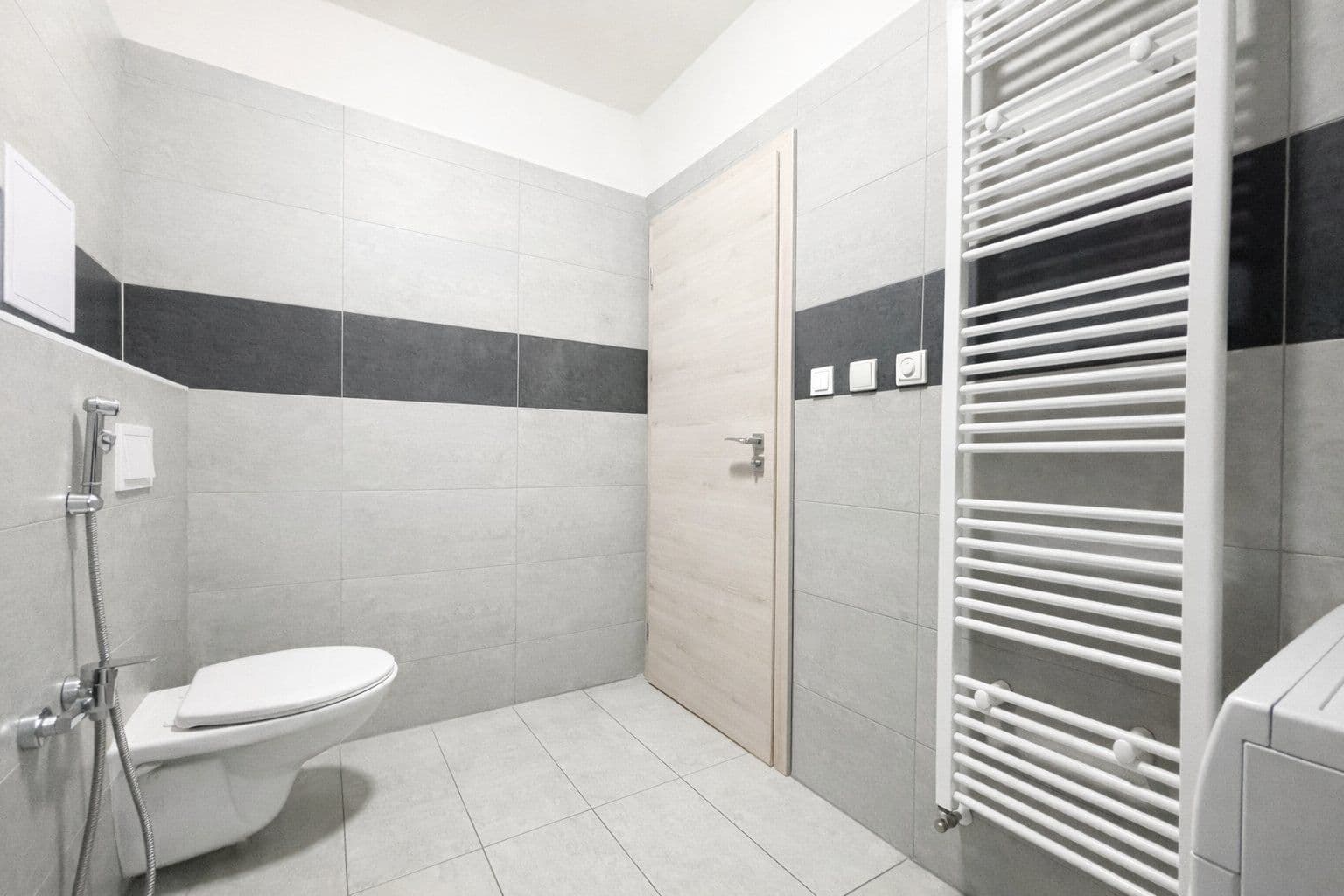 Pronájem bytu 2+kk 55 m², Jaroslava Holečka, Kladno, Středočeský kraj Pronájem bytu 2+kk 55 m², Jaroslava Holečka, Kladno, Středočeský kraj