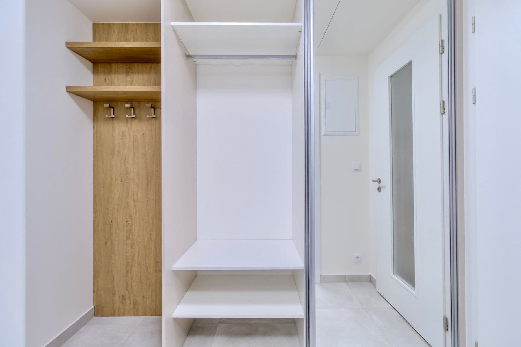 Pronájem bytu 1+kk 32 m², Poděbradská, Praha, Praha Pronájem bytu 1+kk 32 m², Poděbradská, Praha, Praha