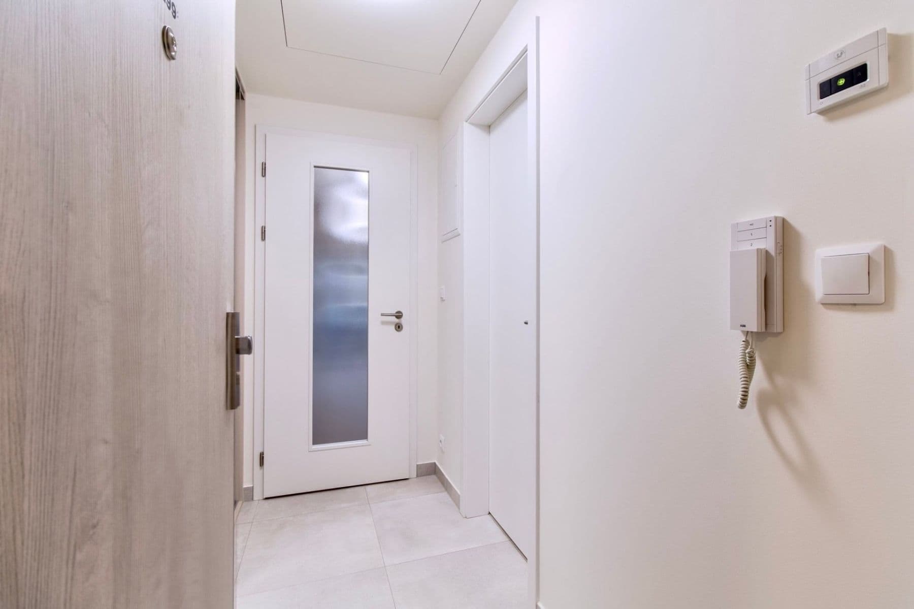 Pronájem bytu 1+kk 32 m², Poděbradská, Praha, Praha Pronájem bytu 1+kk 32 m², Poděbradská, Praha, Praha