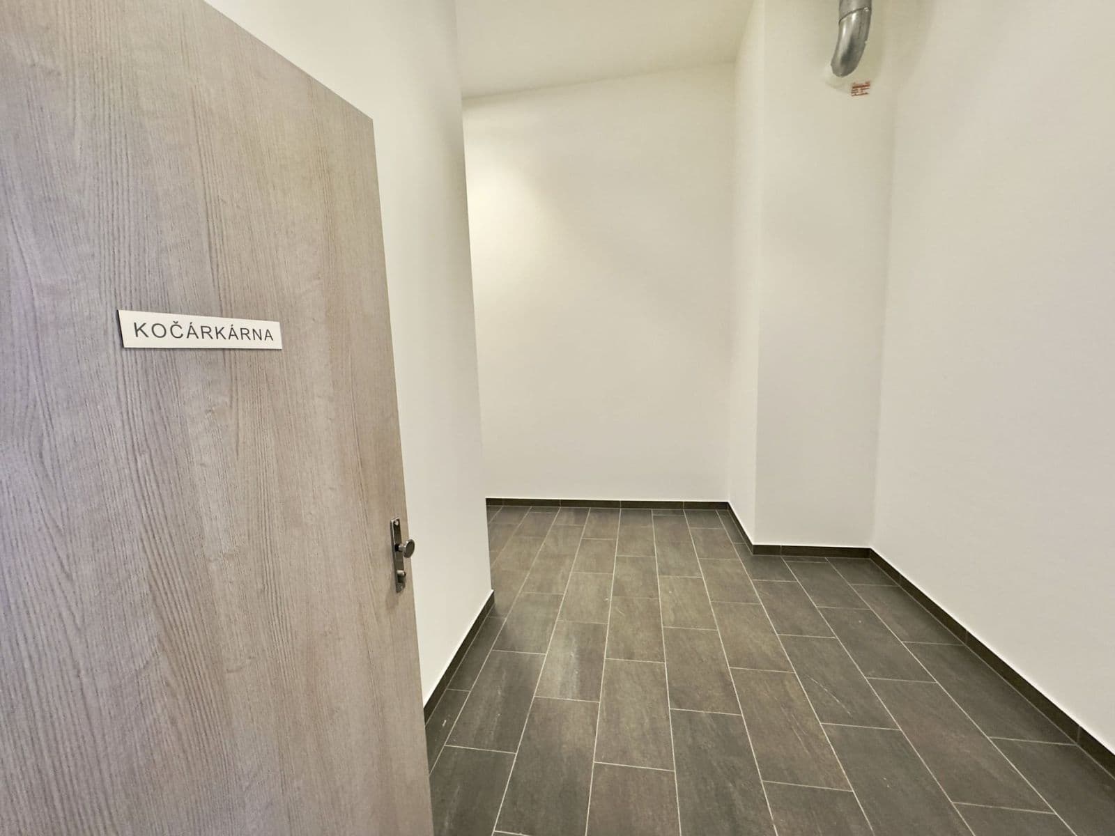 Pronájem bytu 1+kk 32 m², Poděbradská, Praha, Praha Pronájem bytu 1+kk 32 m², Poděbradská, Praha, Praha