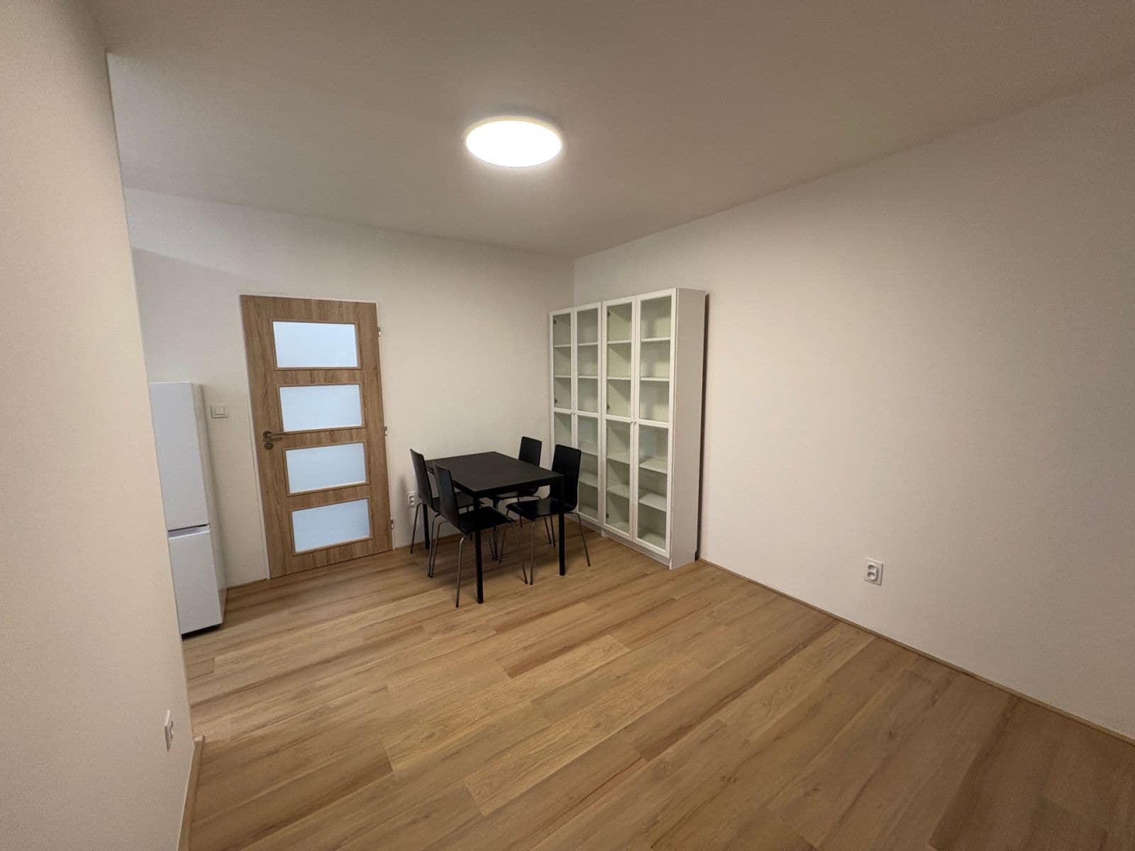 Pronájem bytu 2+kk 35 m², Murgašova, Praha, Praha Pronájem bytu 2+kk 35 m², Murgašova, Praha, Praha