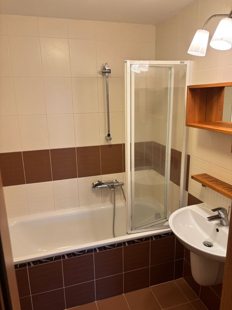 Pronájem bytu 3+1 78 m², Rostovská, Praha, Praha Pronájem bytu 3+1 78 m², Rostovská, Praha, Praha