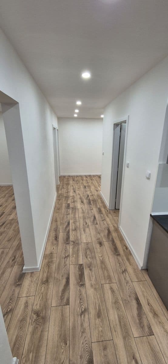 Prodej bytu 2+1 62 m², Zahradní, Chomutov, Ústecký kraj Prodej bytu 2+1 62 m², Zahradní, Chomutov, Ústecký kraj