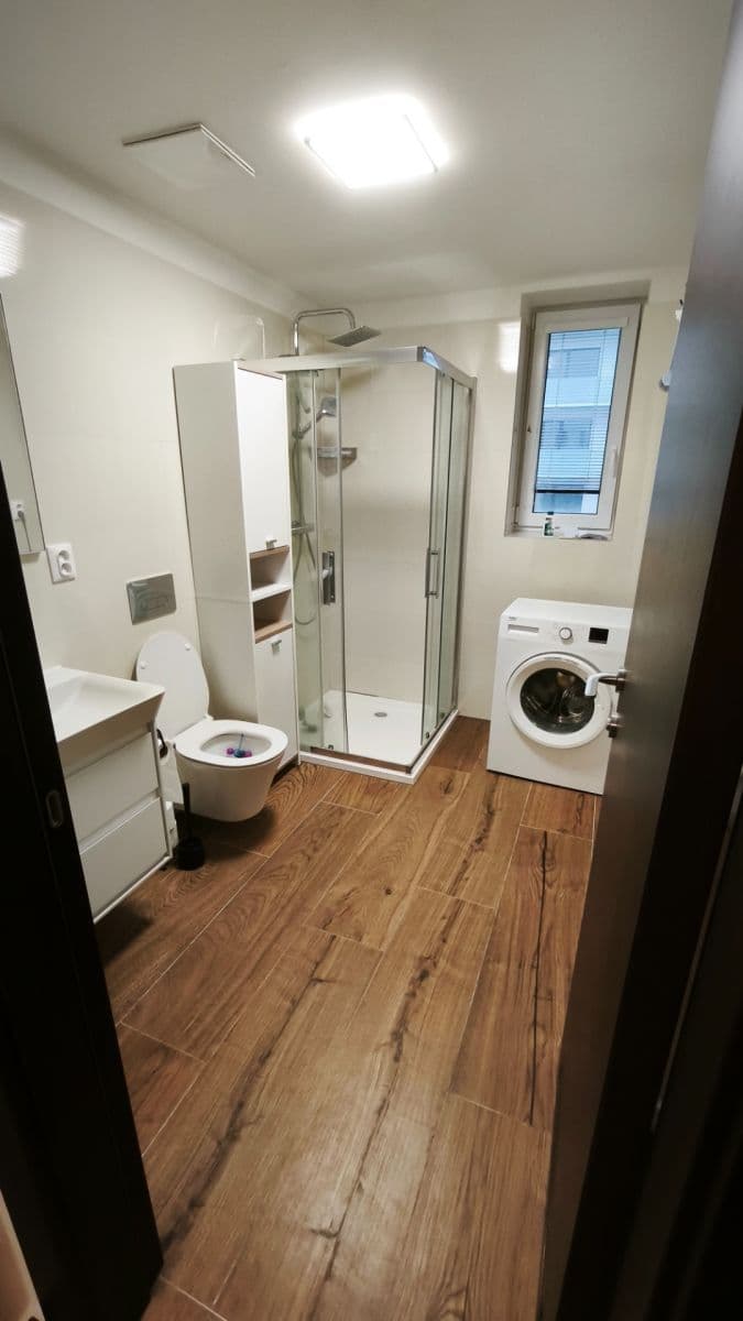 Pronájem bytu 2+kk 51 m², Třída Jiřího Pelikána, Olomouc, Olomoucký kraj Pronájem bytu 2+kk 51 m², Třída Jiřího Pelikána, Olomouc, Olomoucký kraj