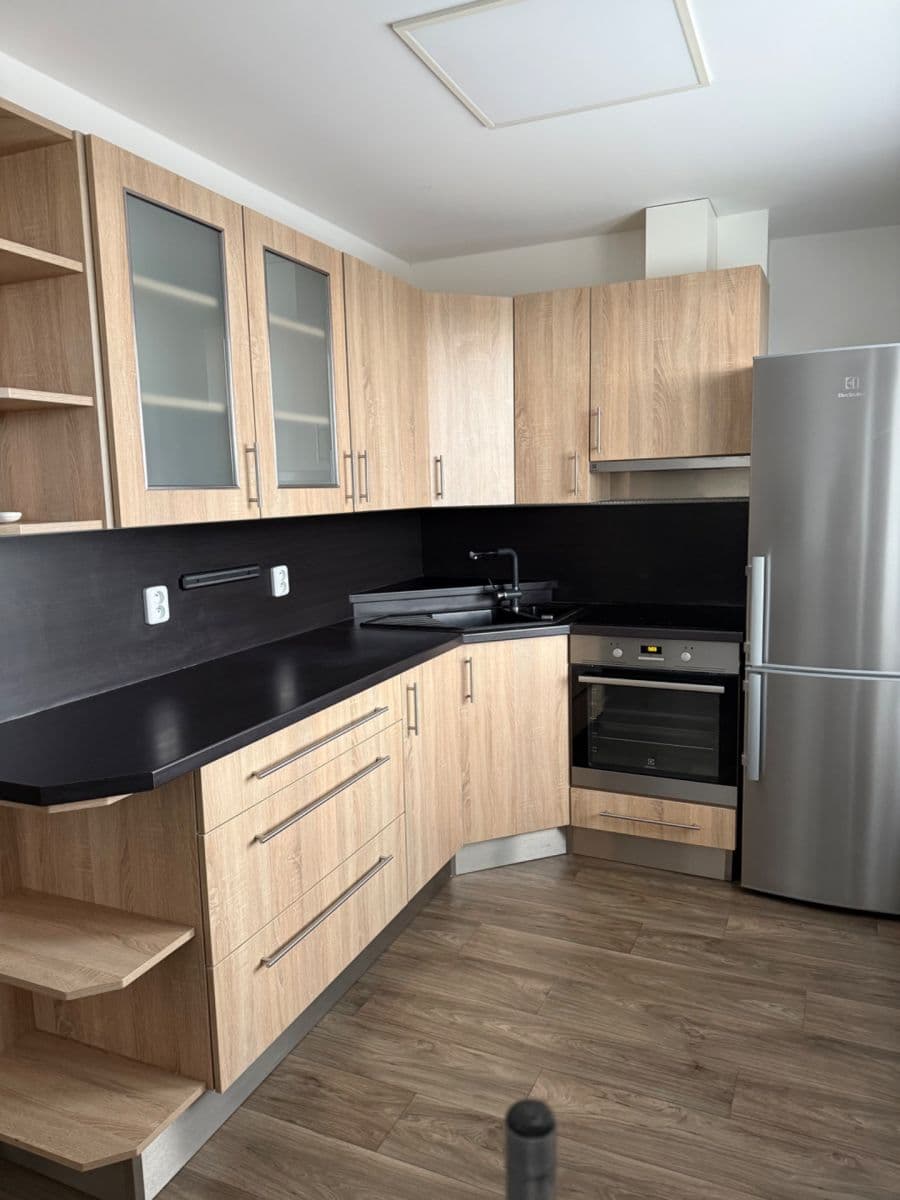 Prodej bytu 2+kk 50 m², Heyrovského, Sokolov, Karlovarský kraj Prodej bytu 2+kk 50 m², Heyrovského, Sokolov, Karlovarský kraj