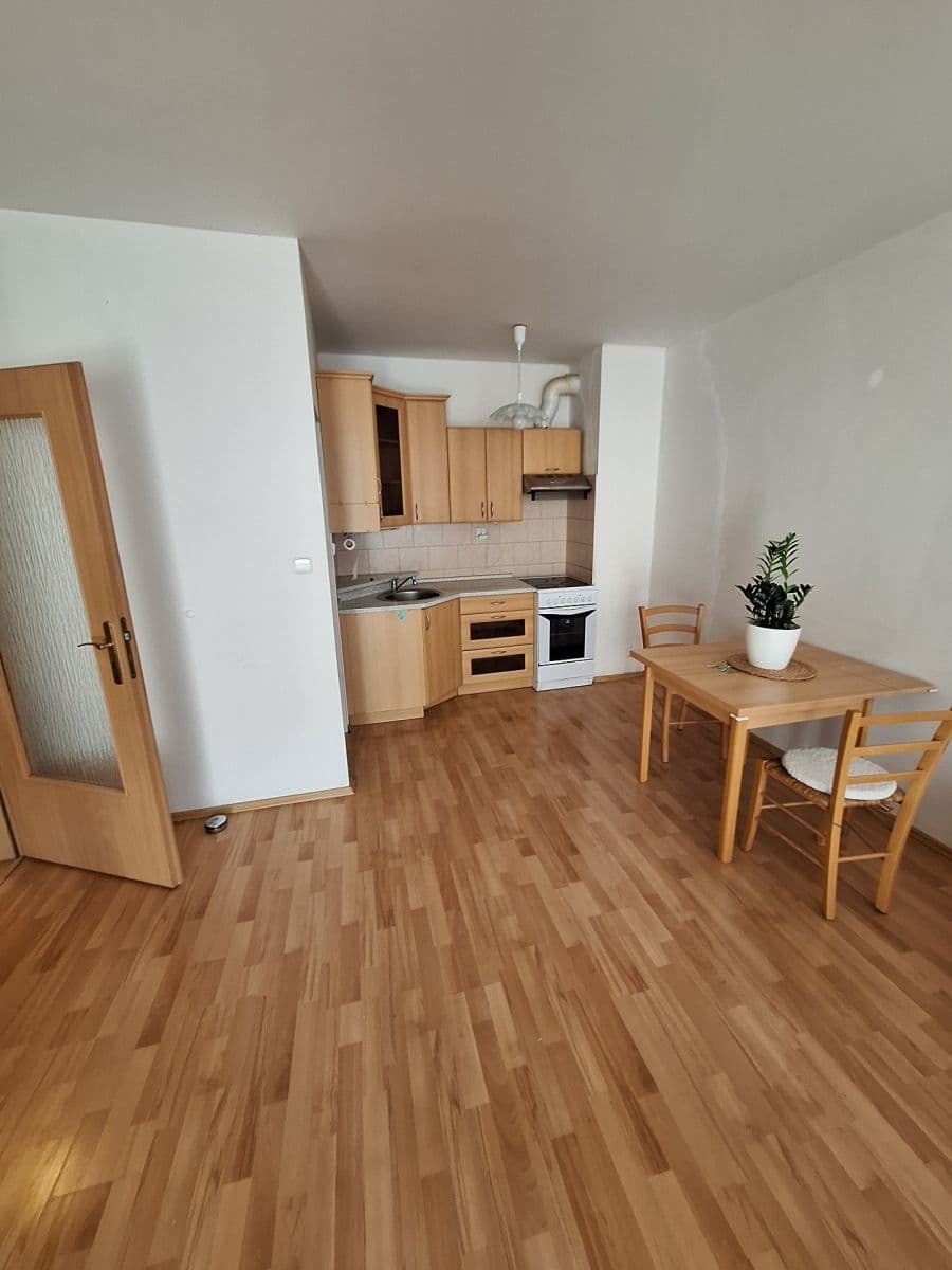 Pronájem bytu 2+kk 50 m², Werichova, Praha, Praha Pronájem bytu 2+kk 50 m², Werichova, Praha, Praha