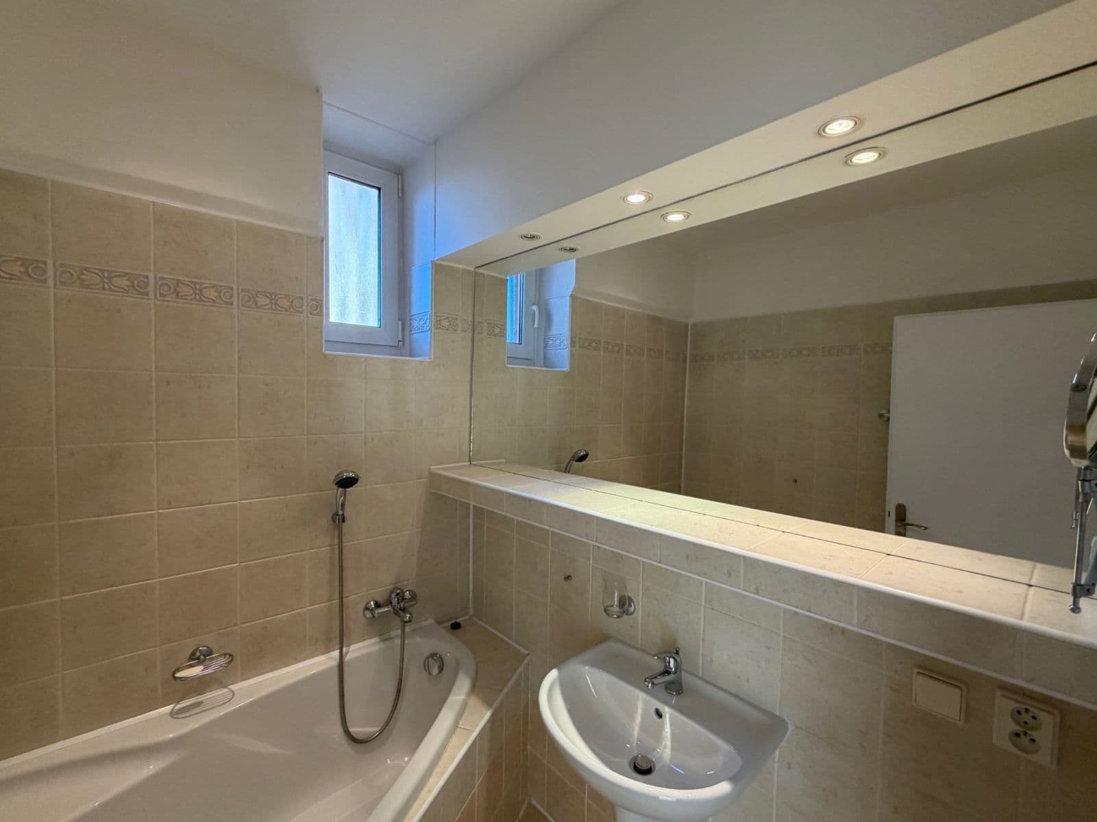 Pronájem bytu 3+1 94 m², Na Petynce, Praha, Praha Pronájem bytu 3+1 94 m², Na Petynce, Praha, Praha