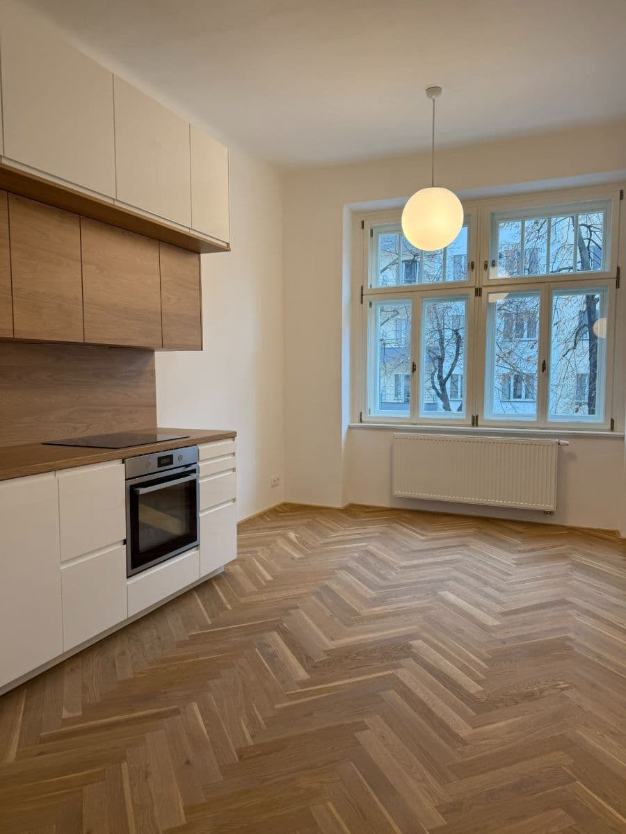 Pronájem bytu 3+kk 69 m², 28. pluku, Praha, Praha Pronájem bytu 3+kk 69 m², 28. pluku, Praha, Praha