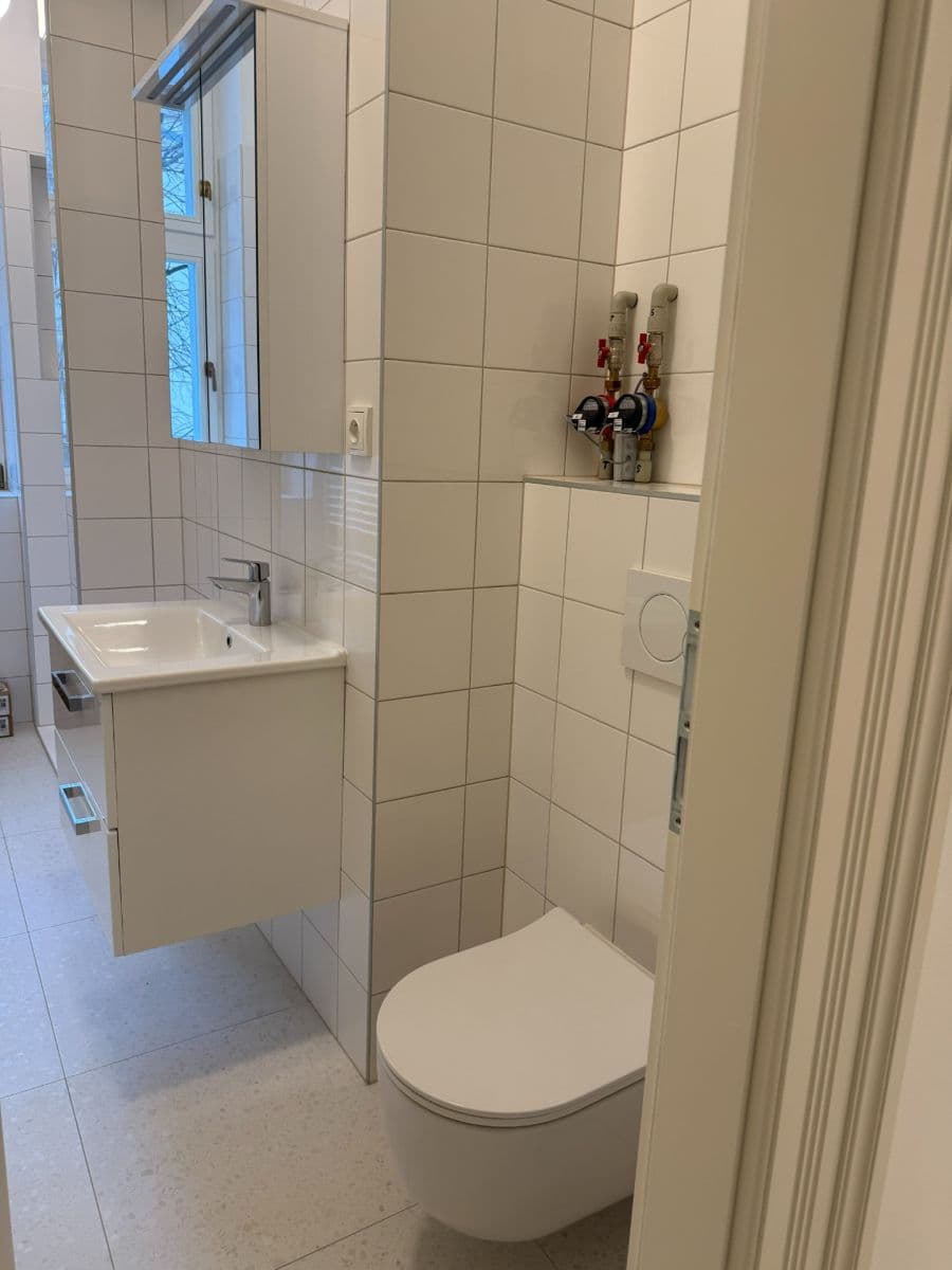 Pronájem bytu 3+kk 69 m², 28. pluku, Praha, Praha Pronájem bytu 3+kk 69 m², 28. pluku, Praha, Praha