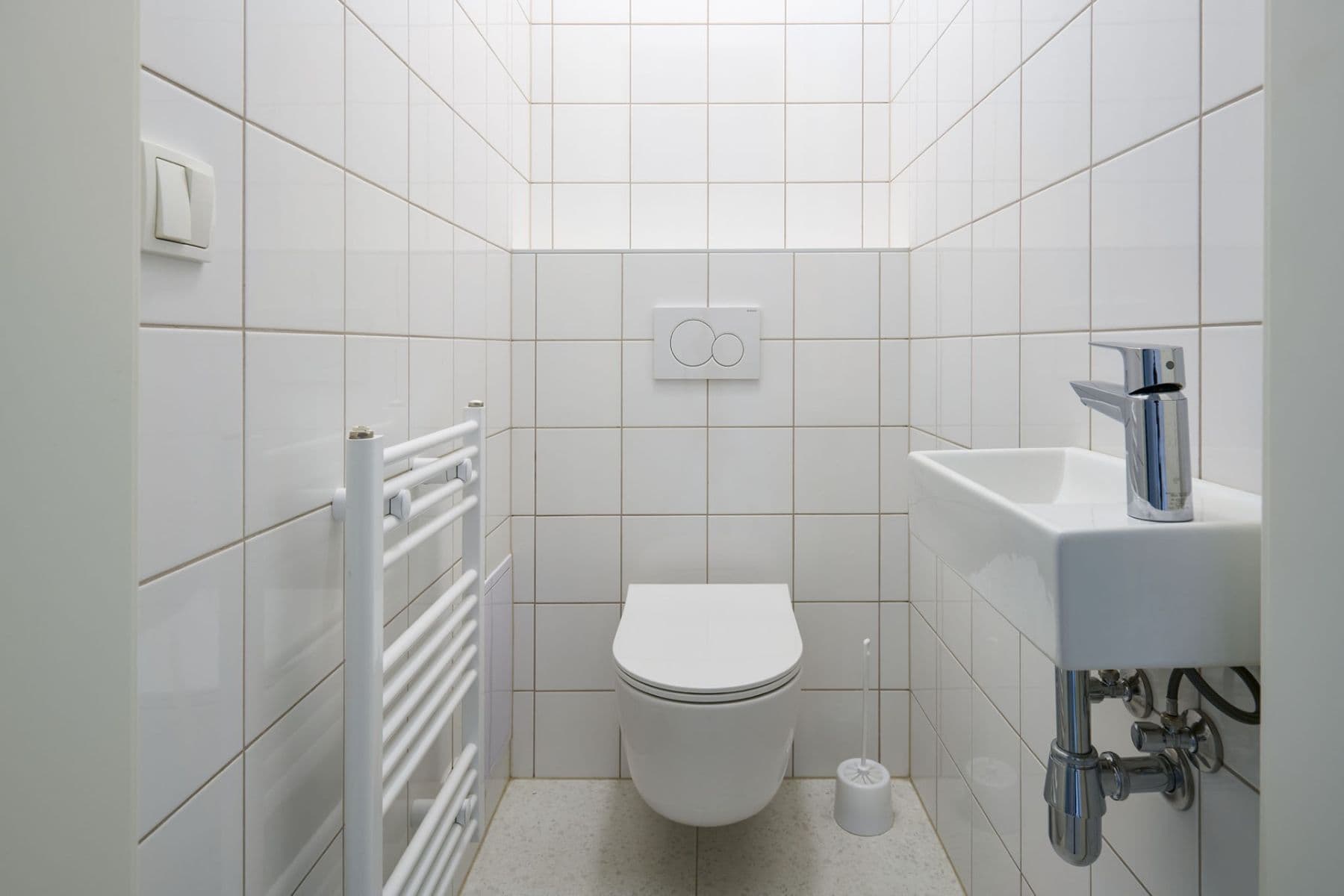 Pronájem bytu 3+kk 70 m², 28. pluku, Praha, Praha Pronájem bytu 3+kk 70 m², 28. pluku, Praha, Praha