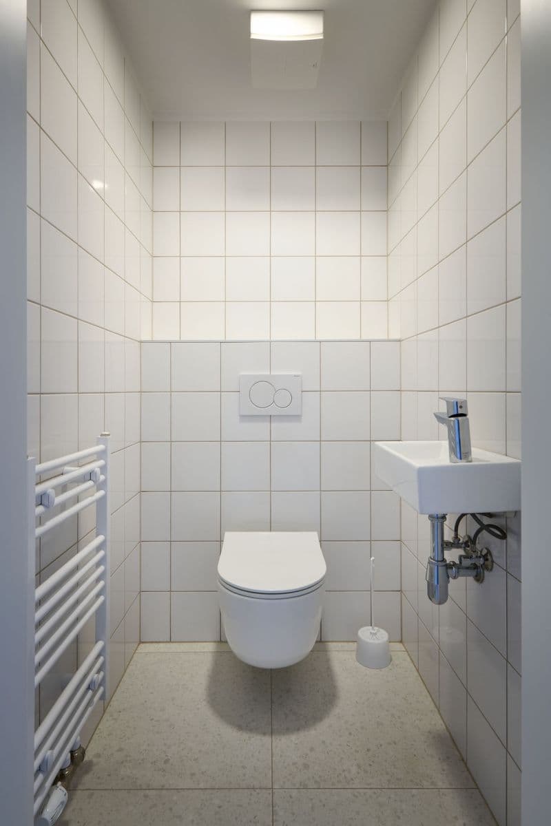 Pronájem bytu 3+kk 70 m², 28. pluku, Praha, Praha Pronájem bytu 3+kk 70 m², 28. pluku, Praha, Praha