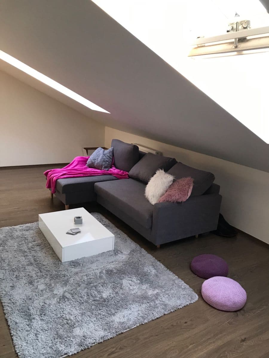 Pronájem bytu 1+kk 57 m², Biskupcova, Praha, Praha Pronájem bytu 1+kk 57 m², Biskupcova, Praha, Praha