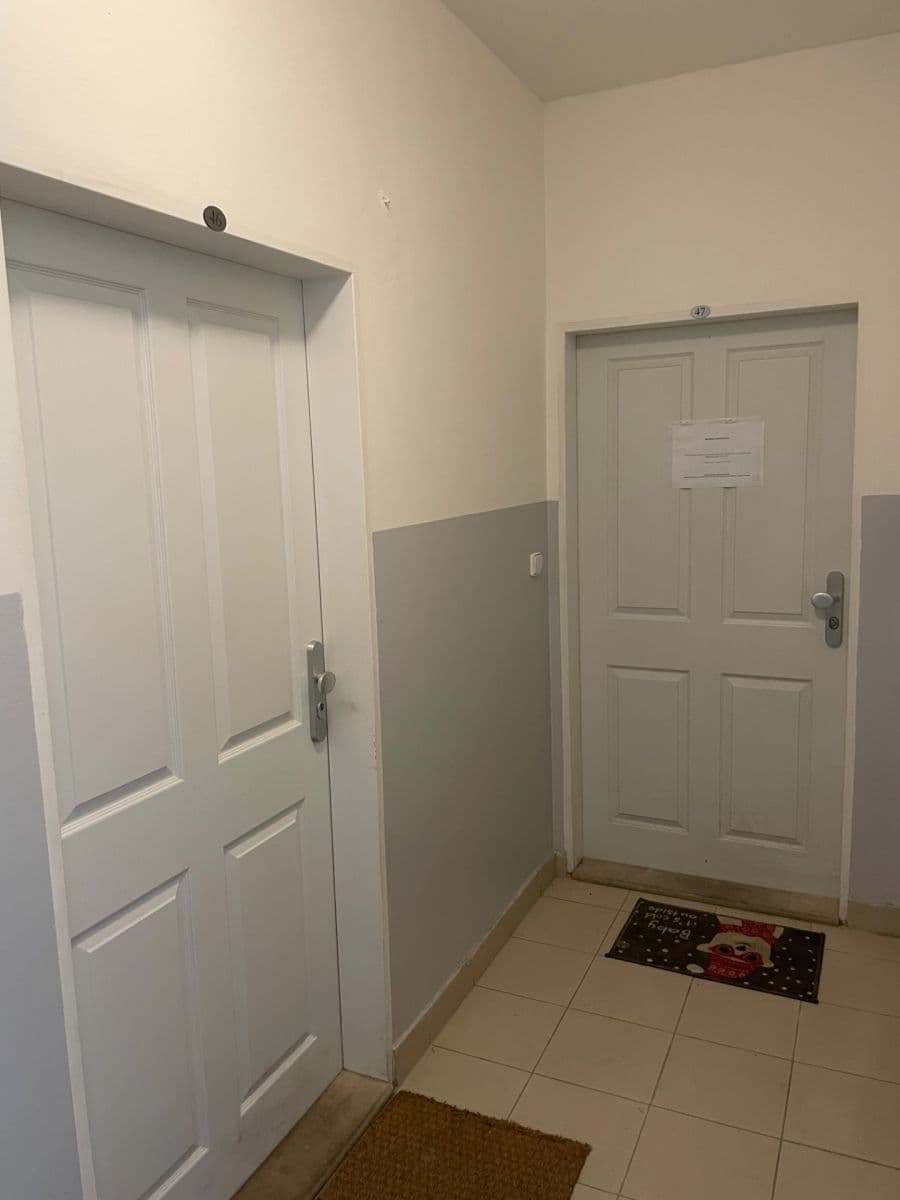 Pronájem bytu 1+kk 57 m², Biskupcova, Praha, Praha Pronájem bytu 1+kk 57 m², Biskupcova, Praha, Praha