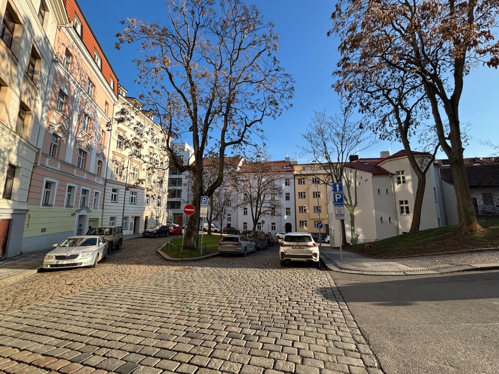 Prodej bytu 2+kk 57 m², Černomořská, Praha, Praha Prodej bytu 2+kk 57 m², Černomořská, Praha, Praha