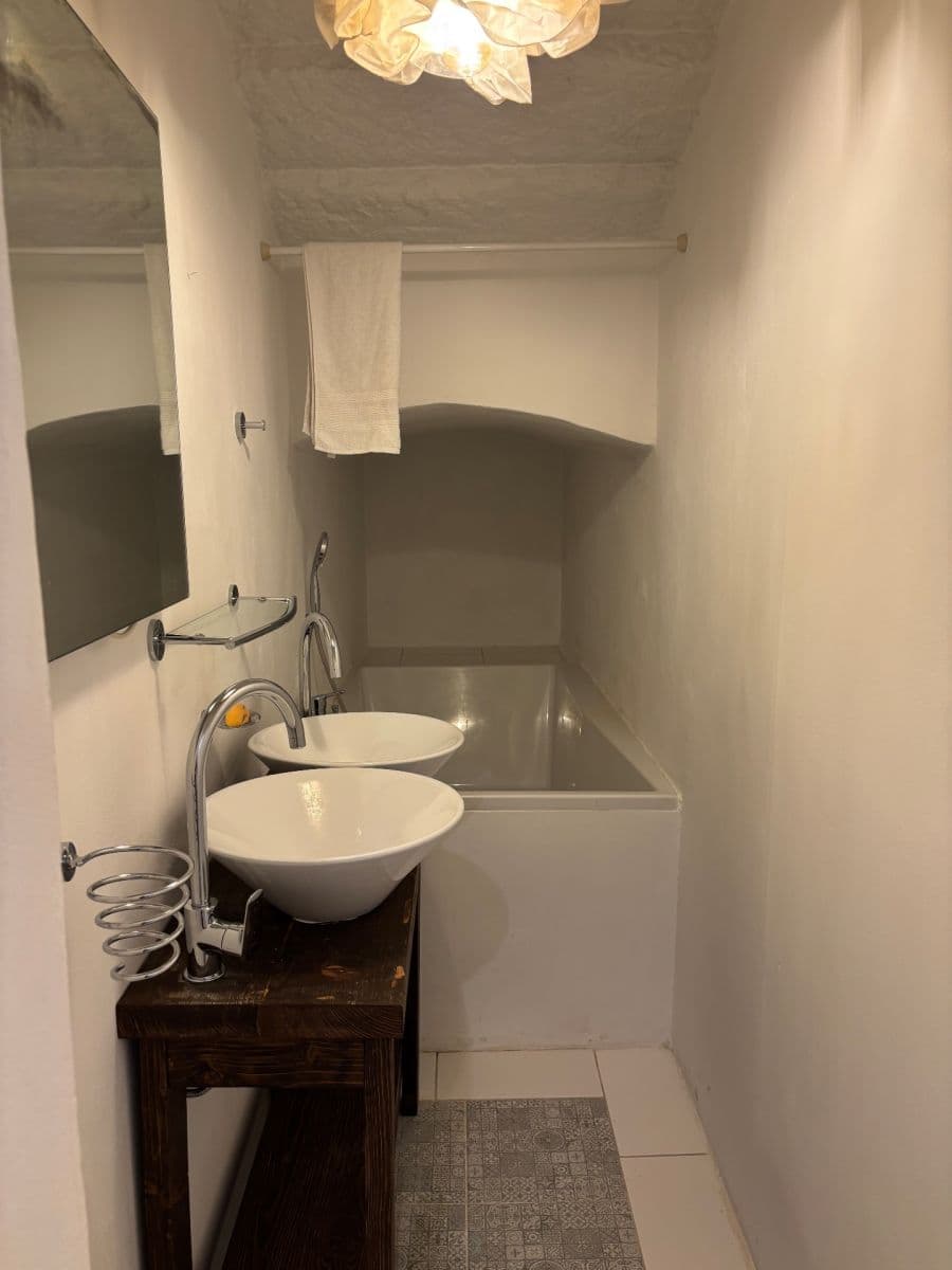 Prodej bytu 2+kk 57 m², Černomořská, Praha, Praha Prodej bytu 2+kk 57 m², Černomořská, Praha, Praha