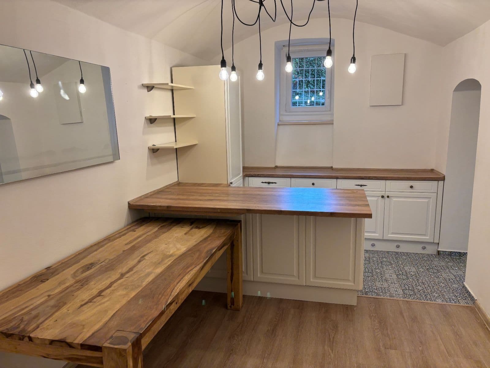 Prodej bytu 2+kk 57 m², Černomořská, Praha, Praha Prodej bytu 2+kk 57 m², Černomořská, Praha, Praha