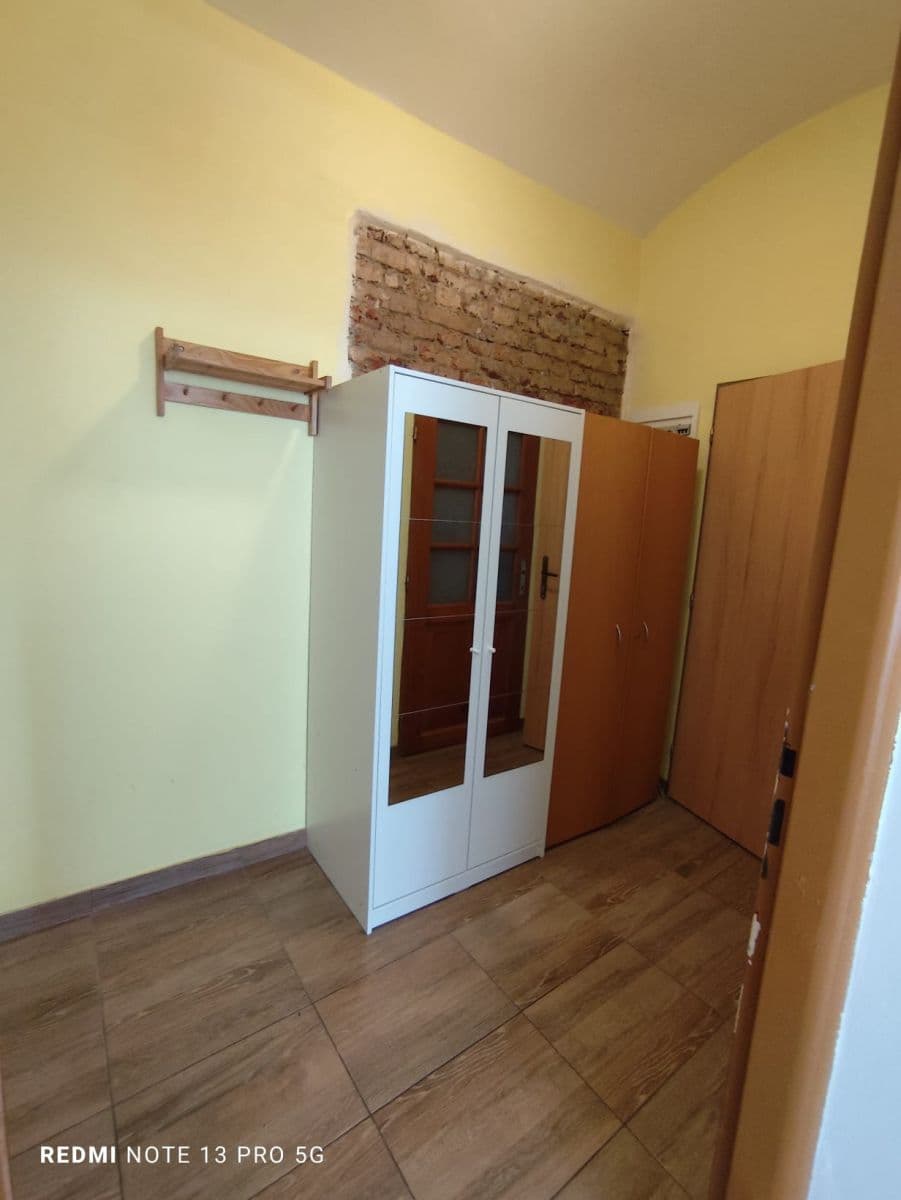 Pronájem bytu 1+kk 26 m², Holandská, Praha, Praha Pronájem bytu 1+kk 26 m², Holandská, Praha, Praha