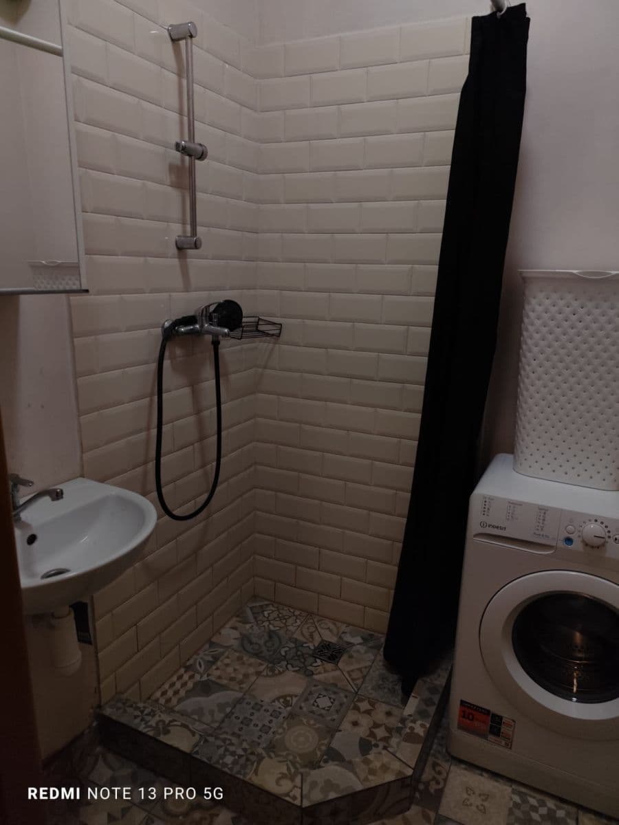 Pronájem bytu 1+kk 26 m², Holandská, Praha, Praha Pronájem bytu 1+kk 26 m², Holandská, Praha, Praha