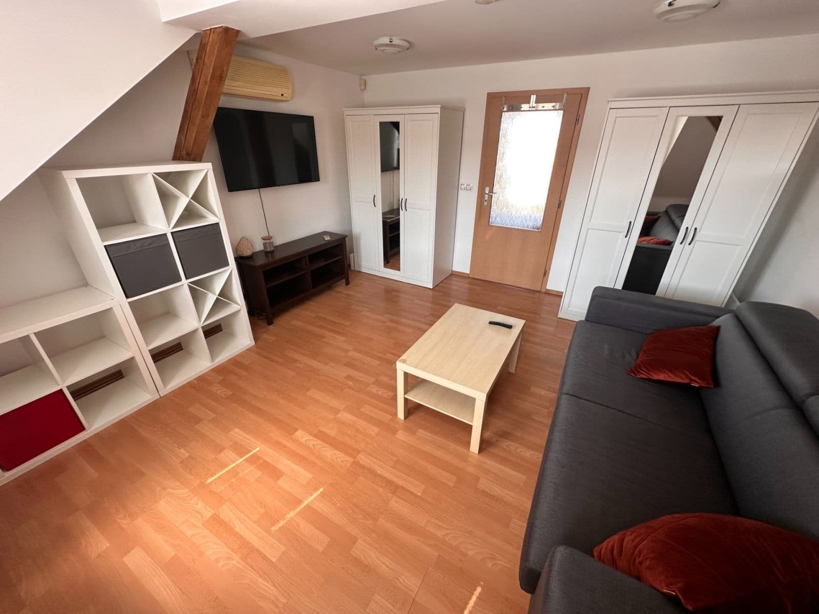 Pronájem bytu 2+1 68 m², Soukenická, Brno, Jihomoravský kraj Pronájem bytu 2+1 68 m², Soukenická, Brno, Jihomoravský kraj