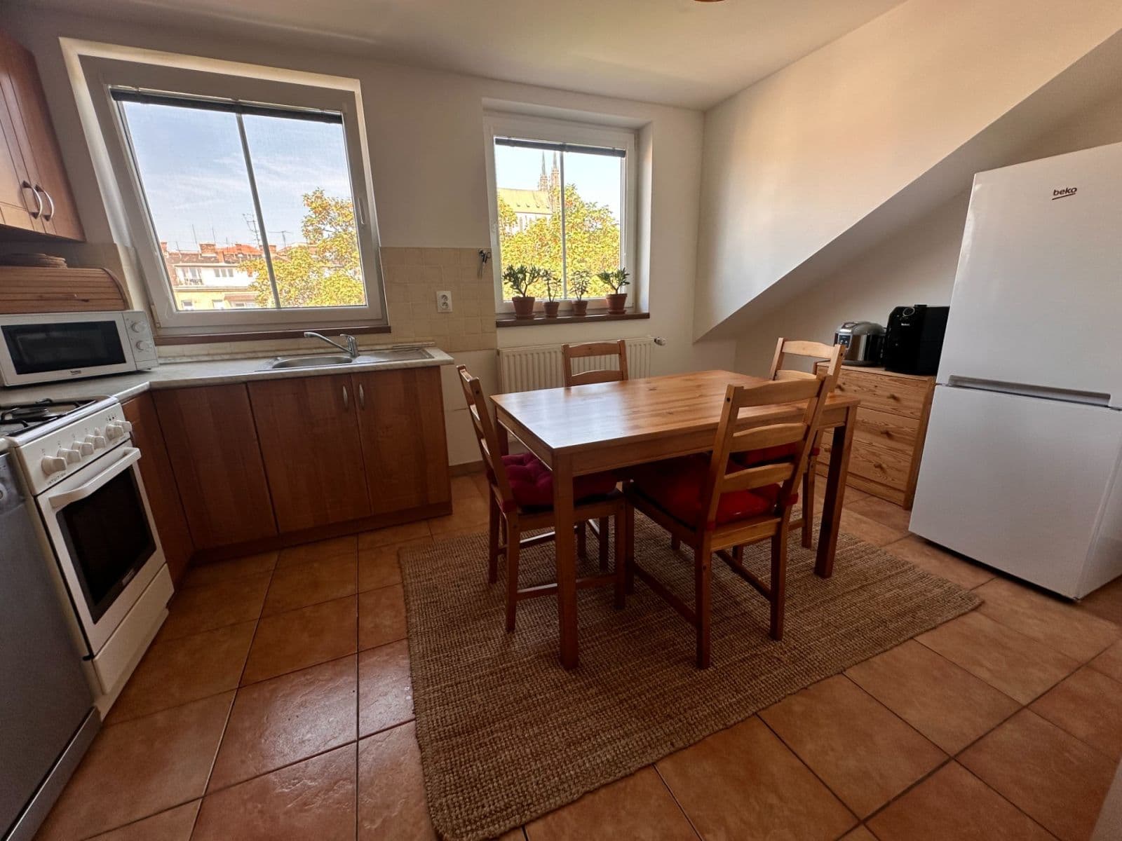 Pronájem bytu 2+1 68 m², Soukenická, Brno, Jihomoravský kraj Pronájem bytu 2+1 68 m², Soukenická, Brno, Jihomoravský kraj