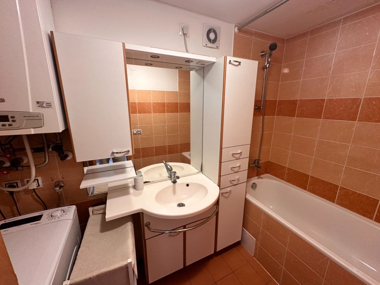 Pronájem bytu 2+1 68 m², Soukenická, Brno, Jihomoravský kraj Pronájem bytu 2+1 68 m², Soukenická, Brno, Jihomoravský kraj