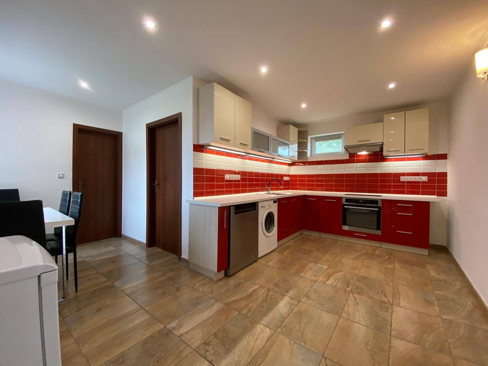 Pronájem domu 157 m², pozemek 500 m², Klučov, Středočeský kraj Pronájem domu 157 m², pozemek 500 m², Klučov, Středočeský kraj