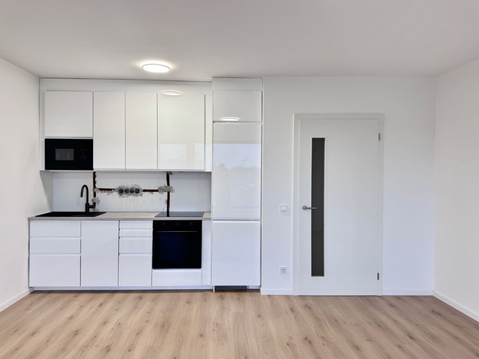 Pronájem bytu 1+kk 38 m², Tupolevova, Praha, Praha Pronájem bytu 1+kk 38 m², Tupolevova, Praha, Praha