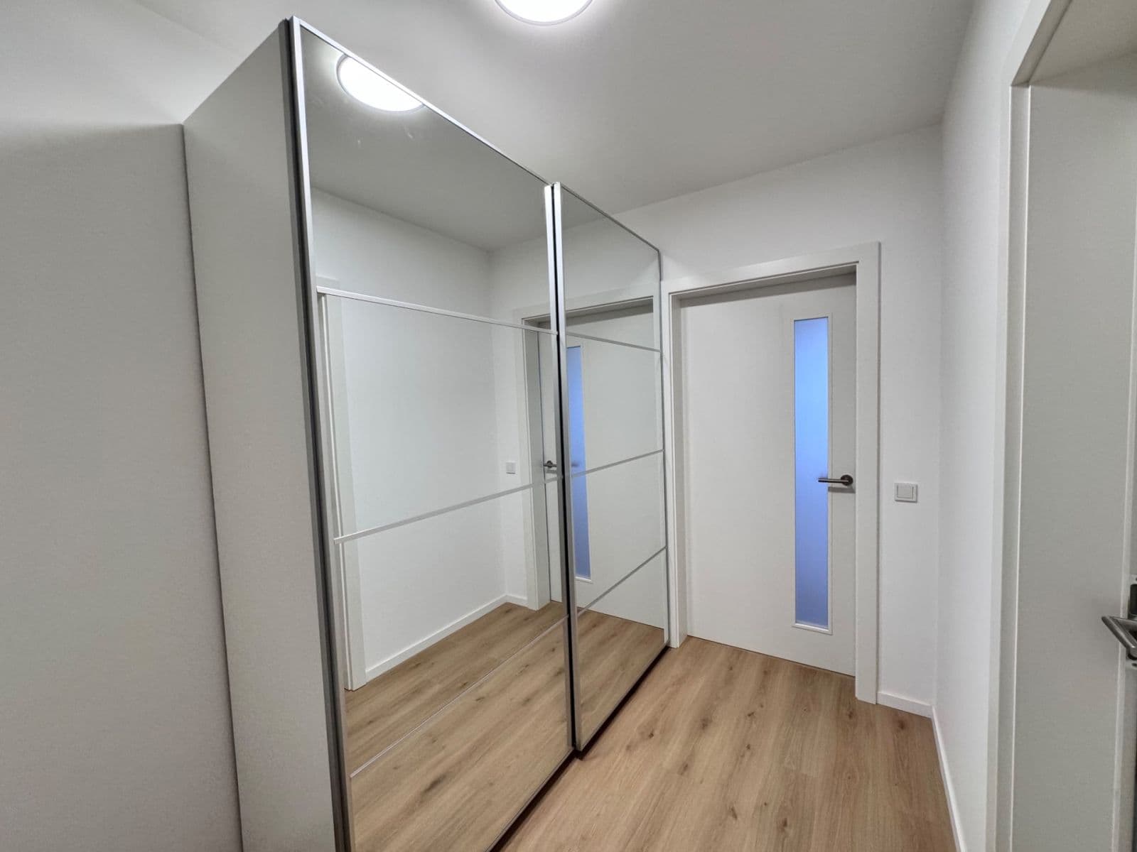 Pronájem bytu 1+kk 38 m², Tupolevova, Praha, Praha Pronájem bytu 1+kk 38 m², Tupolevova, Praha, Praha