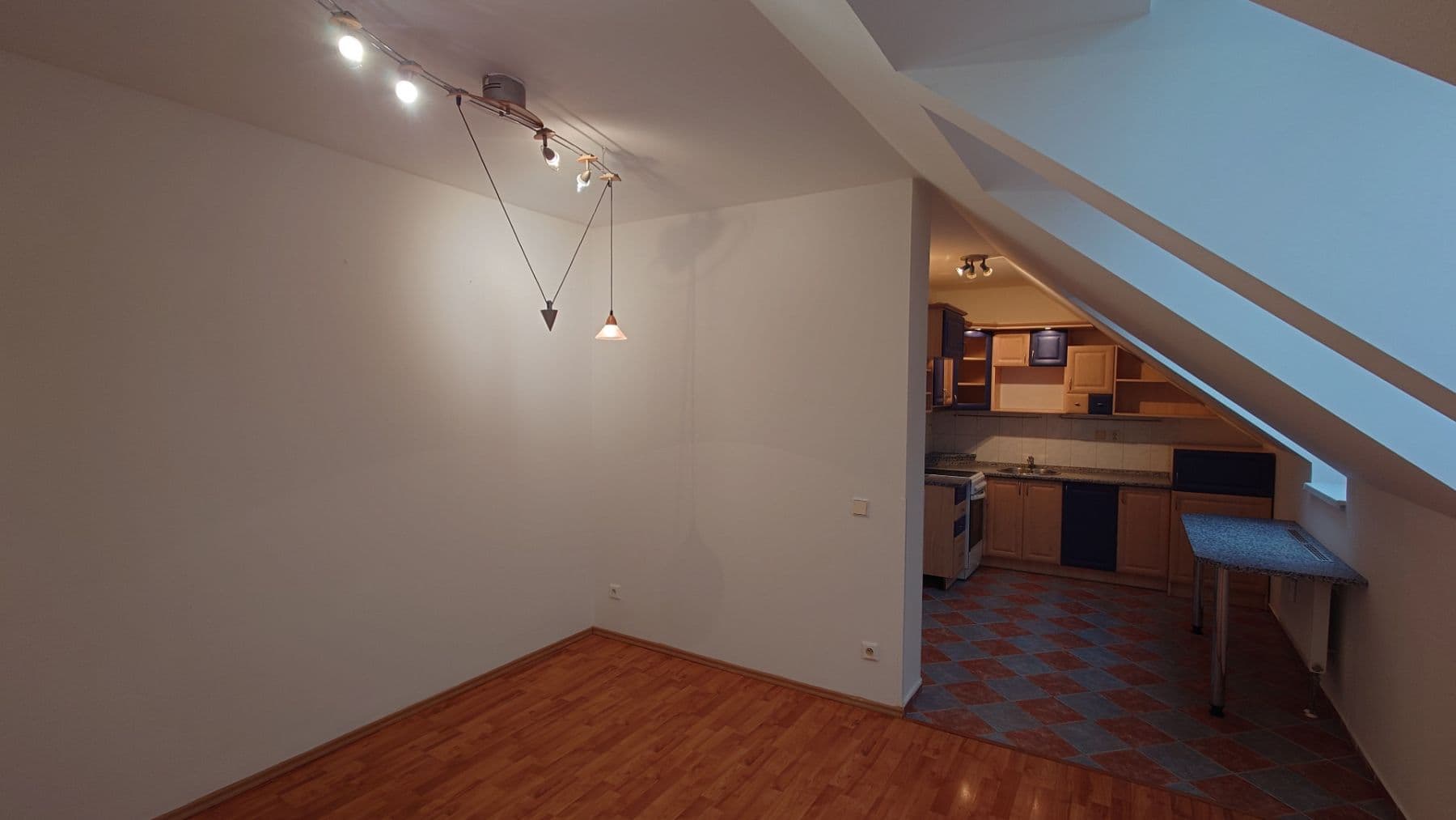 Pronájem bytu 3+1 61 m², Rybářská, Nymburk, Středočeský kraj Pronájem bytu 3+1 61 m², Rybářská, Nymburk, Středočeský kraj