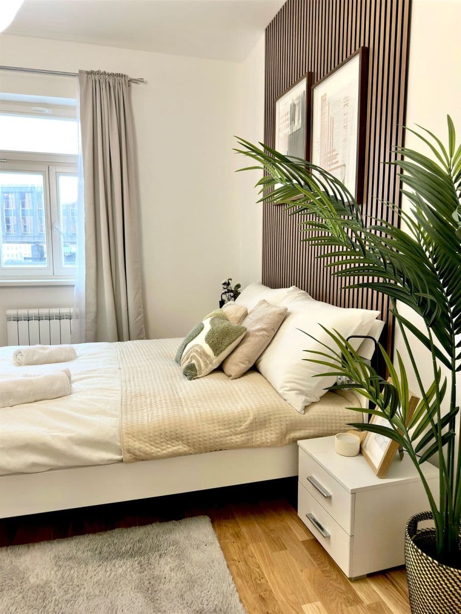 Pronájem bytu 30 m², Washingtonova, Praha, Praha Pronájem bytu 30 m², Washingtonova, Praha, Praha