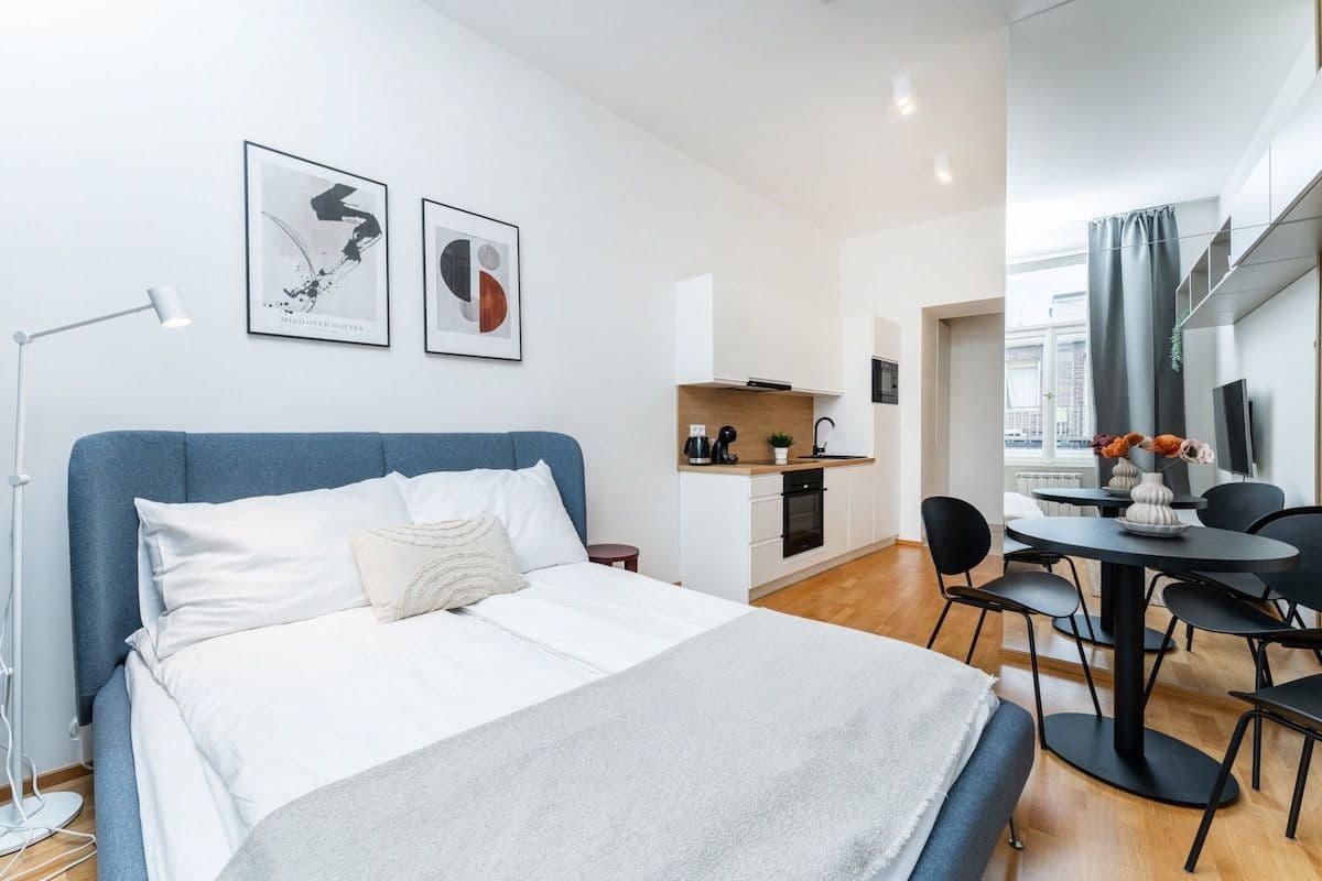 Pronájem bytu 30 m², Příčná, Praha, Praha Pronájem bytu 30 m², Příčná, Praha, Praha