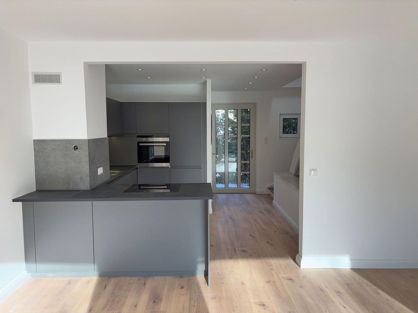 Prodej domu 105 m², pozemek 139 m², Hamburg, Hamburg Prodej domu 105 m², pozemek 139 m², Hamburg, Hamburg