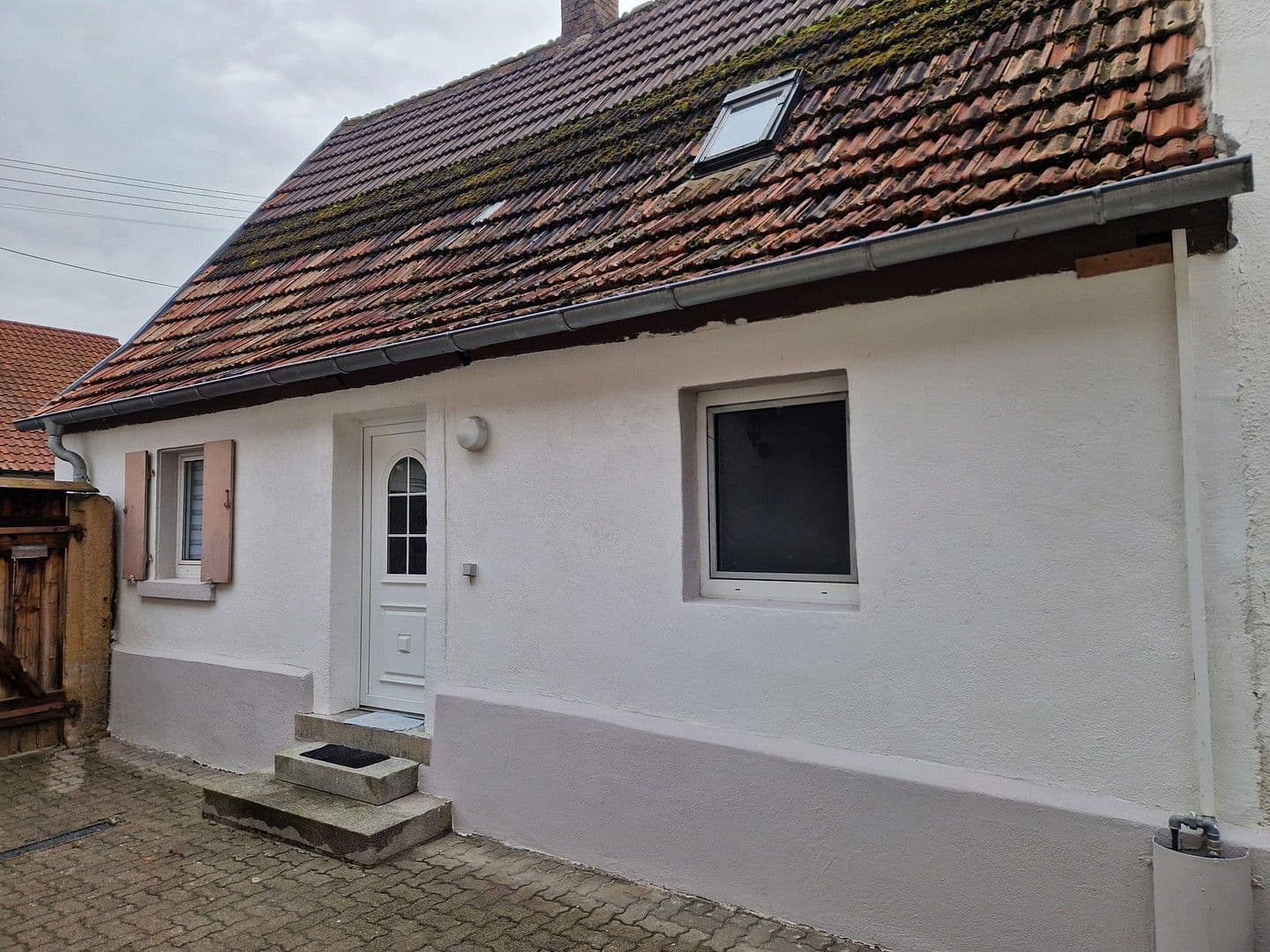 Prodej domu 176 m², pozemek 740 m², Kirchgasse, 4, Freisbach, Porýní-Falc Prodej domu 176 m², pozemek 740 m², Kirchgasse, 4, Freisbach, Porýní-Falc