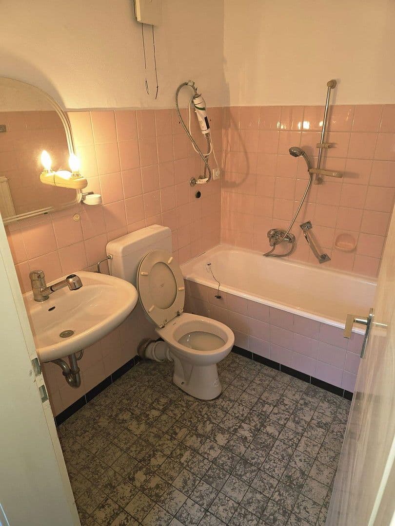 Prodej bytu 2+1 48 m², Schanzenberg 17, Horn-Bad Meinberg, Severní Porýní-Vestfálsko Prodej bytu 2+1 48 m², Schanzenberg 17, Horn-Bad Meinberg, Severní Porýní-Vestfálsko