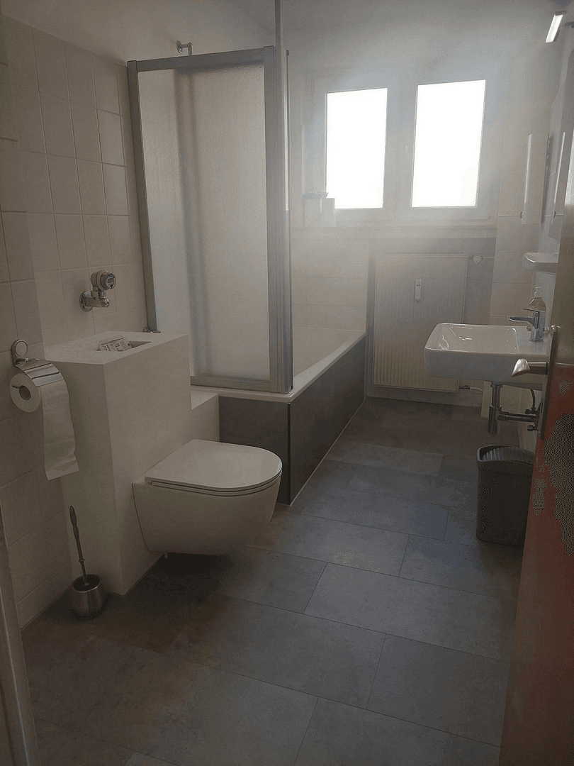 Pronájem bytu 2+1 66 m², Leverkusen, Severní Porýní-Vestfálsko Pronájem bytu 2+1 66 m², Leverkusen, Severní Porýní-Vestfálsko