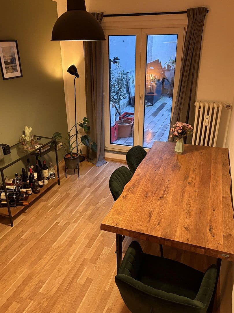 Pronájem bytu 3+1 68 m², Lothringer STraße 45, Köln, Severní Porýní-Vestfálsko Pronájem bytu 3+1 68 m², Lothringer STraße 45, Köln, Severní Porýní-Vestfálsko