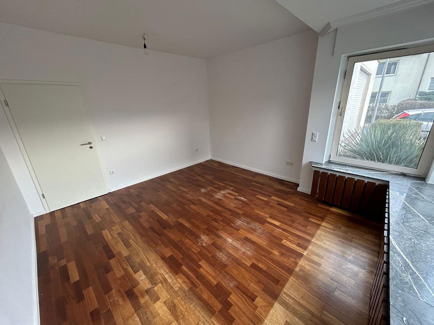 Pronájem bytu 4+kk 105 m², Brakerstr. 17, Bielefeld, Severní Porýní-Vestfálsko Pronájem bytu 4+kk 105 m², Brakerstr. 17, Bielefeld, Severní Porýní-Vestfálsko