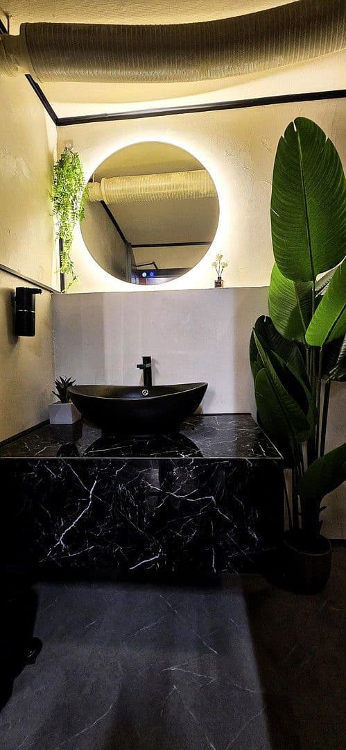 Pronájem nebytového prostoru 80 m², Hauptstraße 56, Ludwigsburg, Bádensko-Württembersko Pronájem nebytového prostoru 80 m², Hauptstraße 56, Ludwigsburg, Bádensko-Württembersko