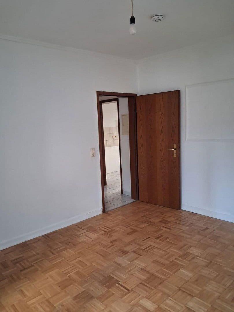 Pronájem bytu 2+1 44 m², Kölner Straße 137, Leverkusen, Severní Porýní-Vestfálsko Pronájem bytu 2+1 44 m², Kölner Straße 137, Leverkusen, Severní Porýní-Vestfálsko