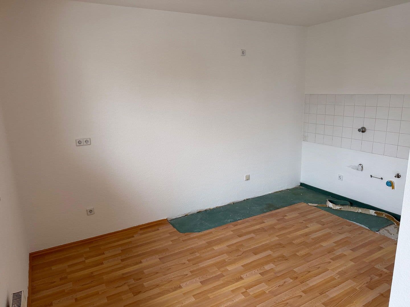 Pronájem bytu 2+1 65 m², Hecklinger Straße, Aschersleben, Sasko-Anhaltsko Pronájem bytu 2+1 65 m², Hecklinger Straße, Aschersleben, Sasko-Anhaltsko