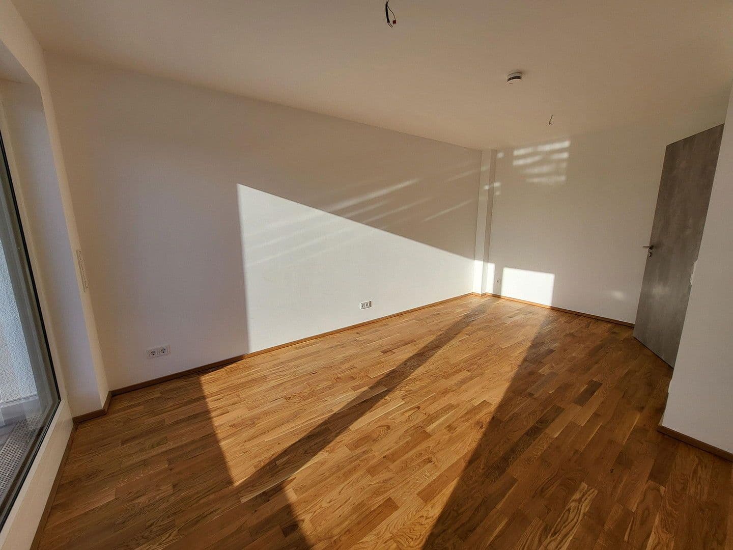 Pronájem bytu 4+1 136 m², Kehrstraße 8b, Göttingen, Dolní Sasko Pronájem bytu 4+1 136 m², Kehrstraße 8b, Göttingen, Dolní Sasko