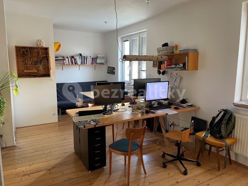 Pronájem bytu 1+kk 37 m², Jiraskova, Tábor, Jihočeský kraj Pronájem bytu 1+kk 37 m², Jiraskova, Tábor, Jihočeský kraj