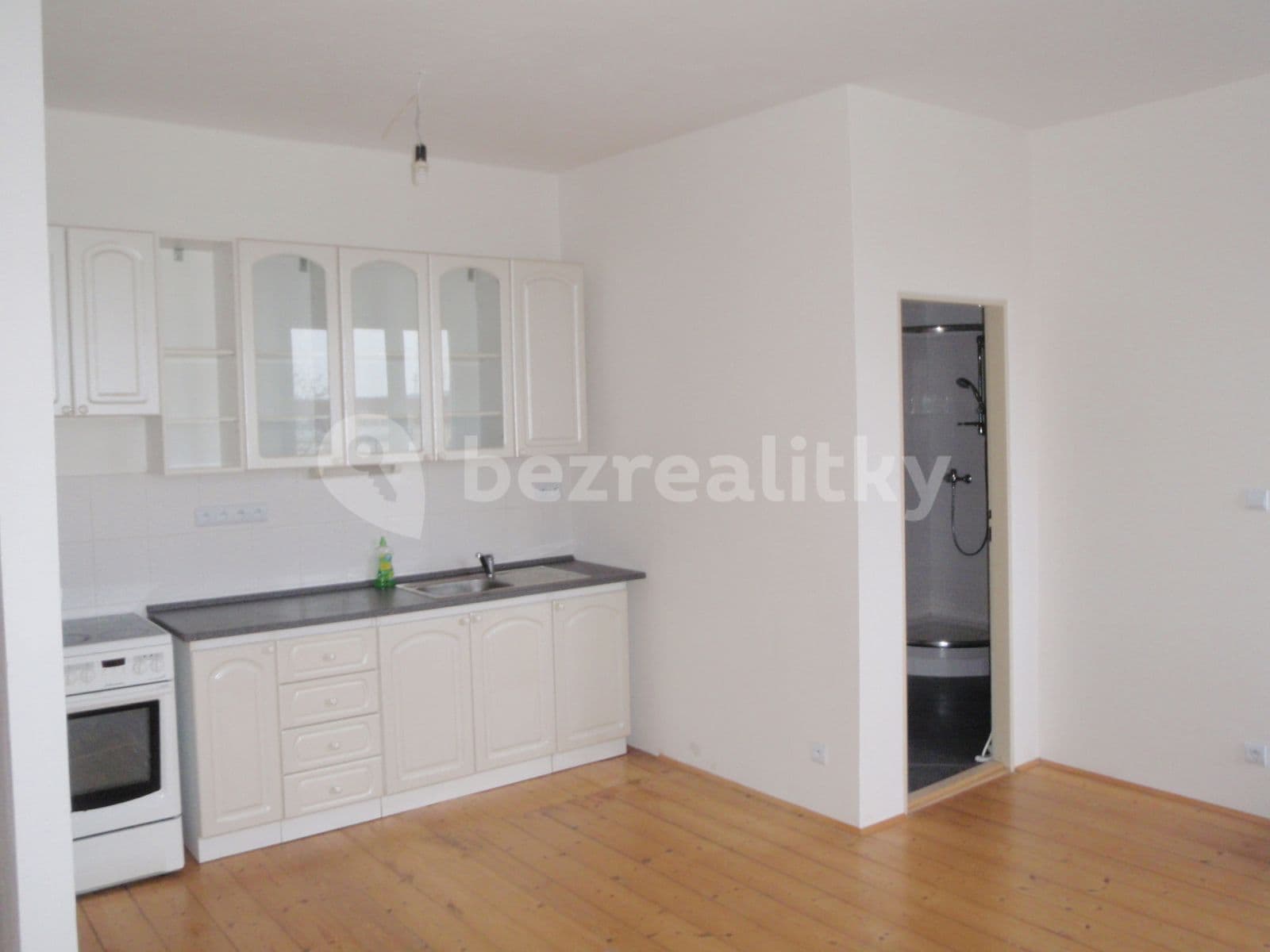 Pronájem bytu 1+kk 37 m², Jiraskova, Tábor, Jihočeský kraj Pronájem bytu 1+kk 37 m², Jiraskova, Tábor, Jihočeský kraj