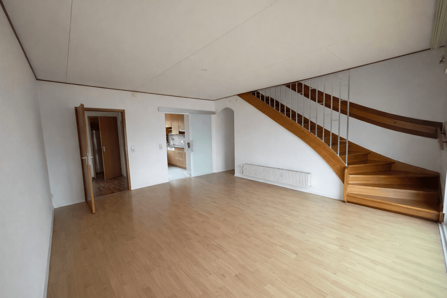 Prodej domu 205 m², pozemek 560 m², Haselweg 3, Jestetten, Bádensko-Württembersko Prodej domu 205 m², pozemek 560 m², Haselweg 3, Jestetten, Bádensko-Württembersko