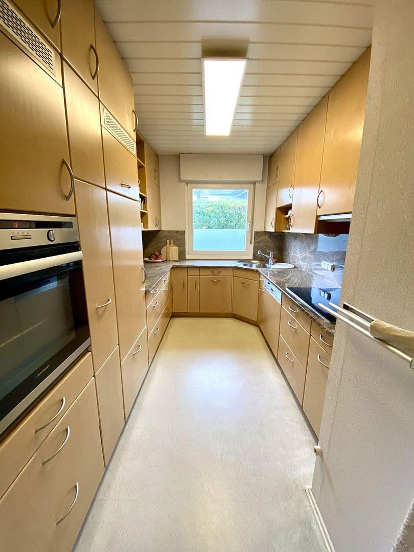 Prodej domu 205 m², pozemek 560 m², Haselweg 3, Jestetten, Bádensko-Württembersko Prodej domu 205 m², pozemek 560 m², Haselweg 3, Jestetten, Bádensko-Württembersko